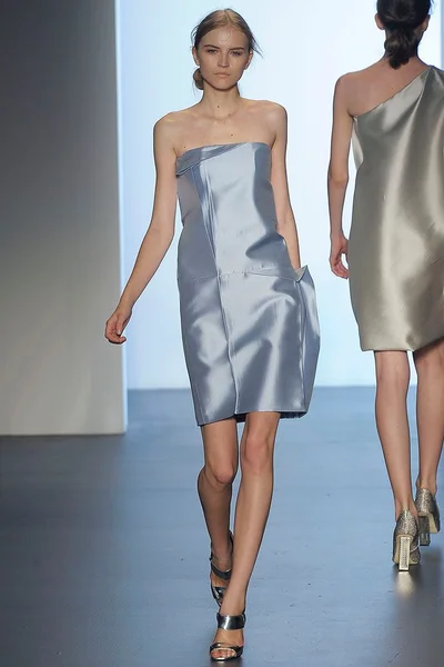 Look 33